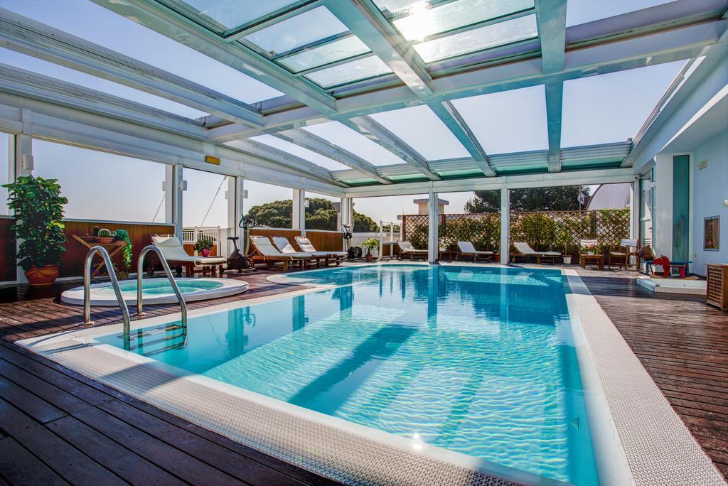 Aparthotel England Riccione Luaran gambar